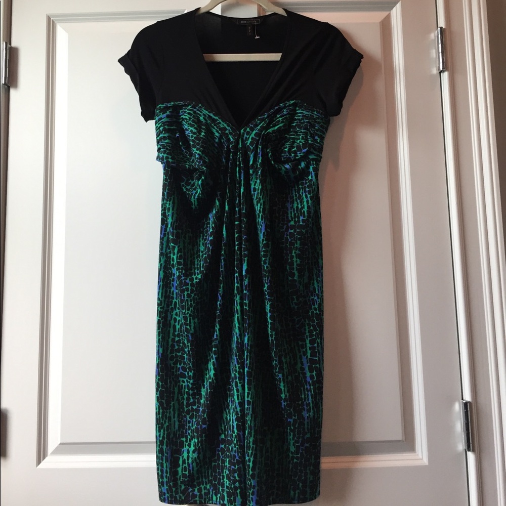 BCBG Maxazria Short Sleeve Patterned Dress